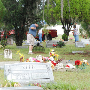 Ruskin Cemetery burial options include burial crypts and cremation niches.